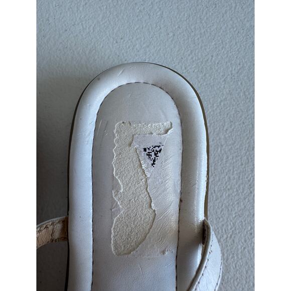 Michael Kors Rope White Sandals with Gold Hardware 8 - Picture 3 of 9